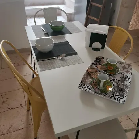 Semesterbostad Casa Camelia - Elegant Palace With Terrace - Conversano