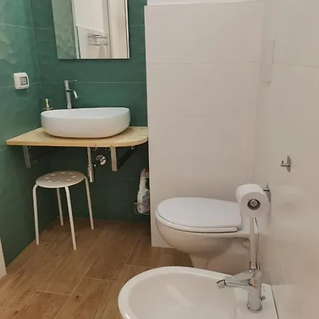 Semesterbostad Casa Camelia - Elegant Palace With Terrace -