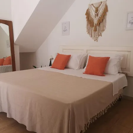 Semesterbostad Casa Camelia - Elegant Palace With Terrace -